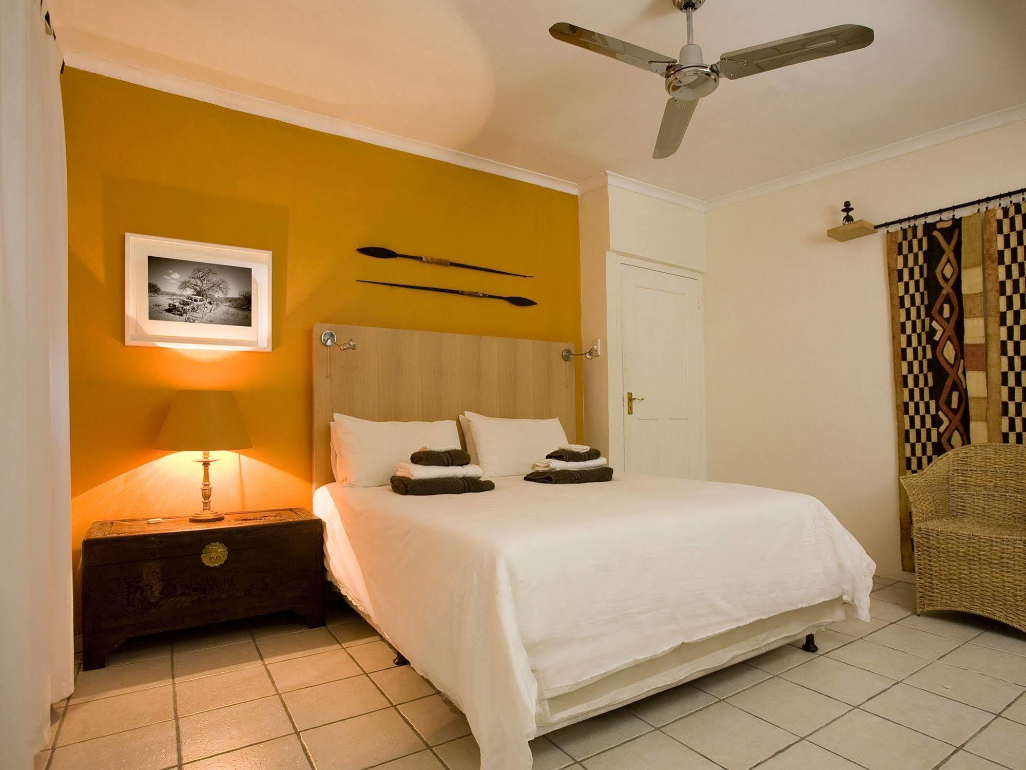 Art Gallery Guest House - Thandekayo Hout Bay Exteriér fotografie