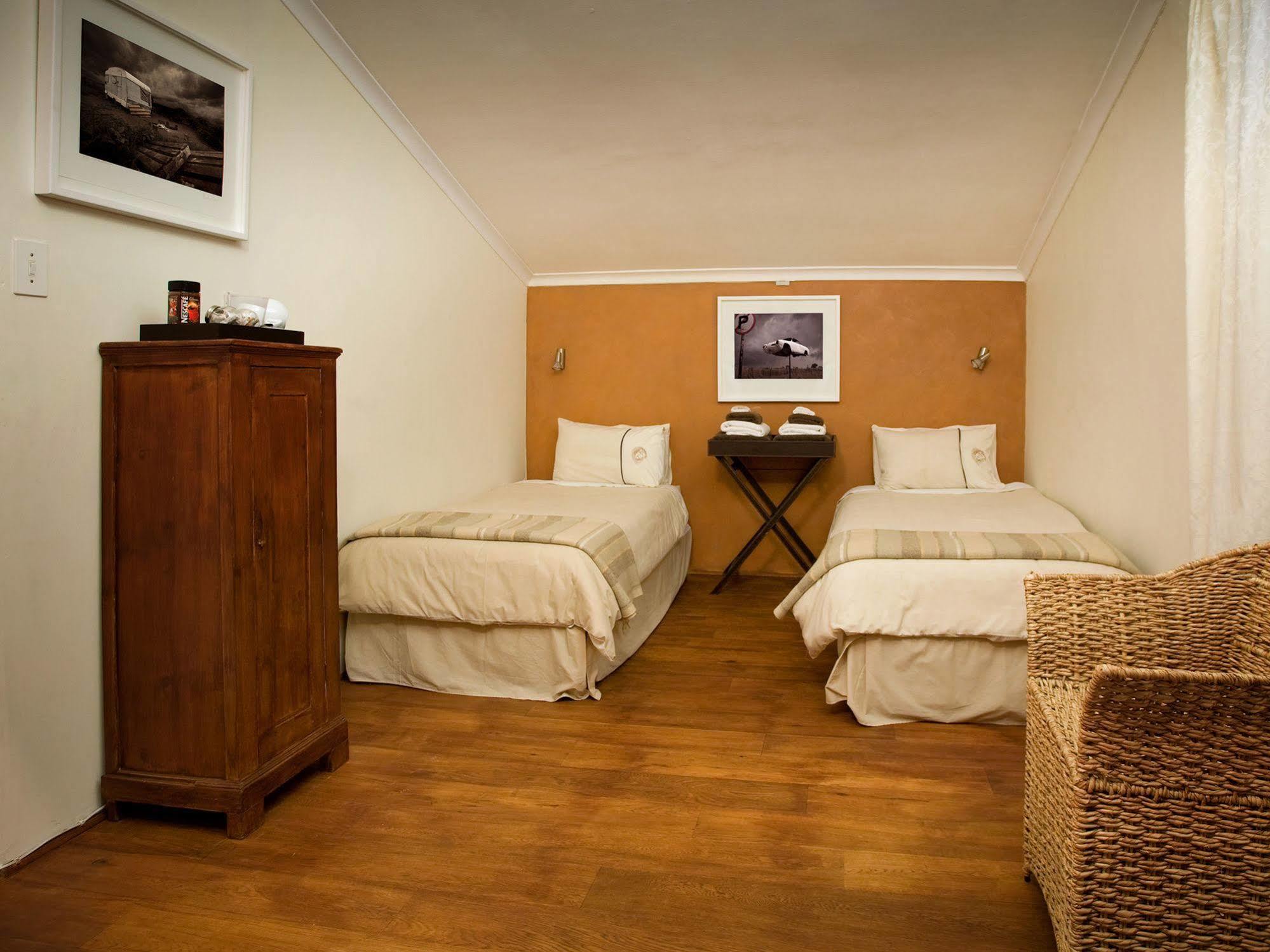 Art Gallery Guest House - Thandekayo Hout Bay Exteriér fotografie